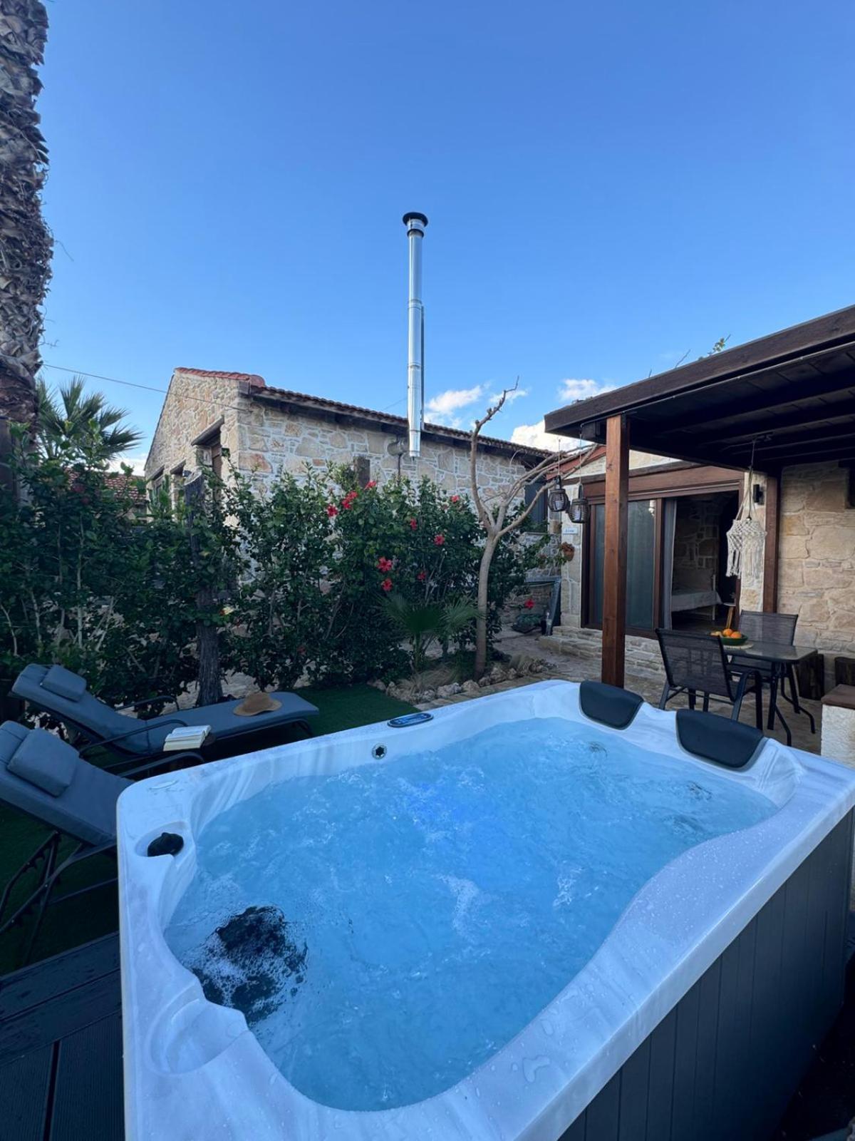 Studio Eleni - Oasis Holiday Houses Kokkinos Pyrgos Exterior foto